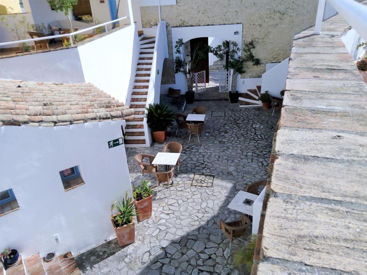 Hotel Utopia Benalup-Casas Viejas Luaran gambar
