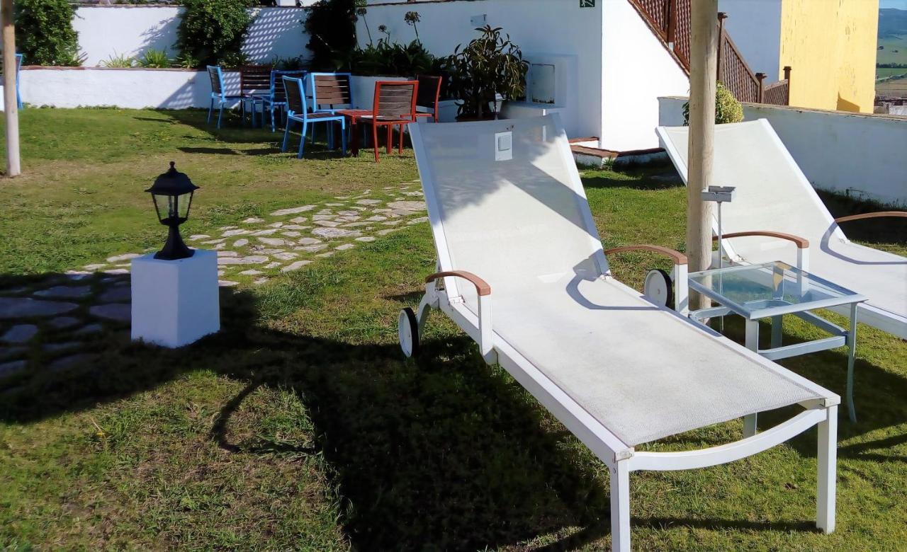 Hotel Utopia Benalup-Casas Viejas Luaran gambar